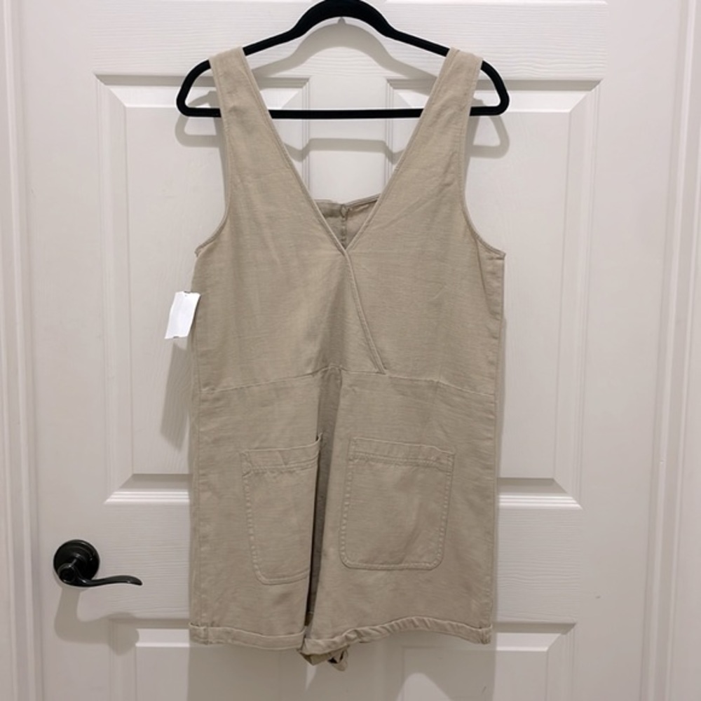 NWT- Wishlist Apparel Tan Sleeveless Button Up Romper - Picture 4 of 8